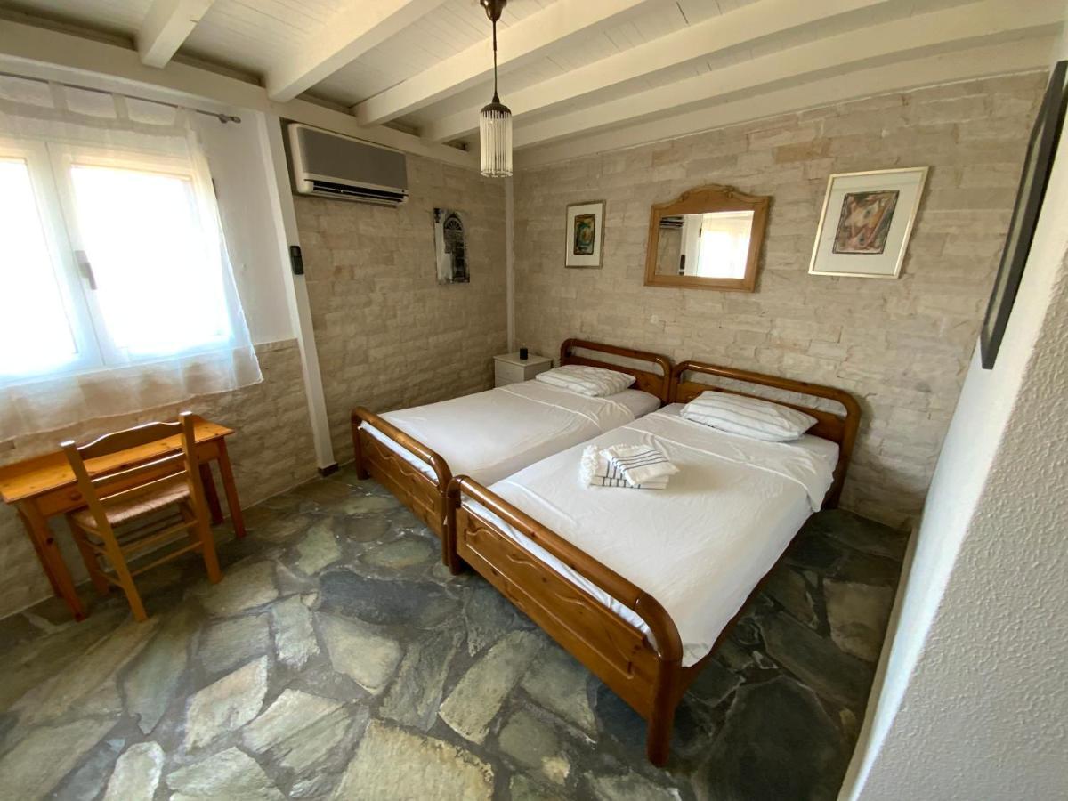Familienfreundliches Fischerhaus Am Strand Porto Heli Exterior photo